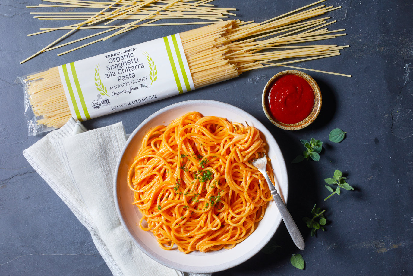Garlicky Gochujang Spaghetti